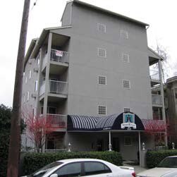 Foto del edificio - Angel Crest Deluxe Apartments