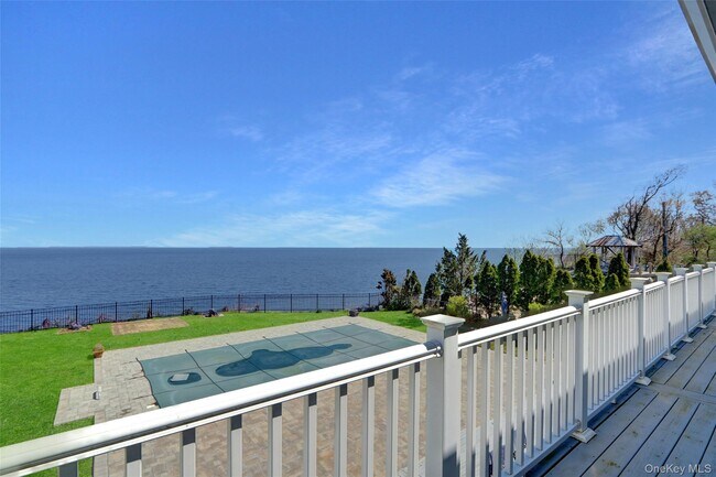 Foto del edificio - 25 Wildwood Rd