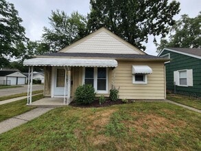 Building Photo - 2103 Browning St Building Photo - 2103 Browning St