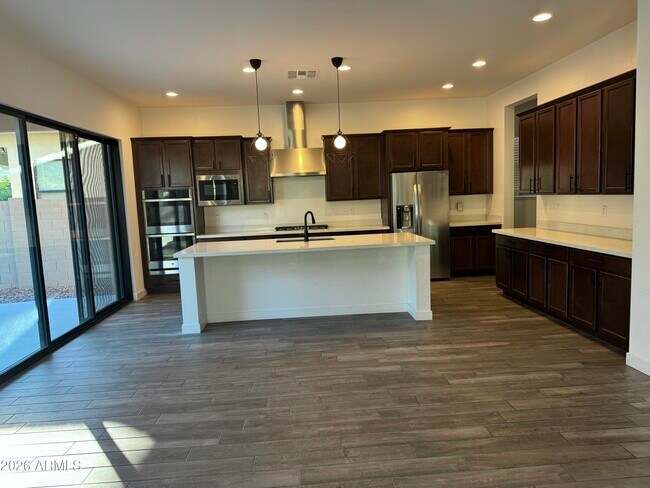 Foto del edificio - 821 E Monte Wy