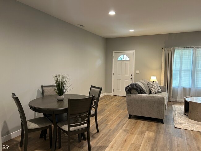 Foto del edificio - 2809 N Talbott St