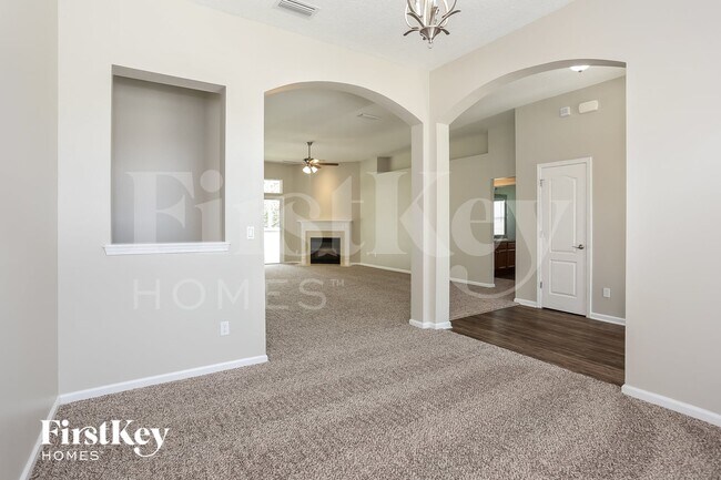 Foto del edificio - 13791 Sanwick Ct