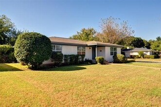 Building Photo - 3700 Jeanette Dr