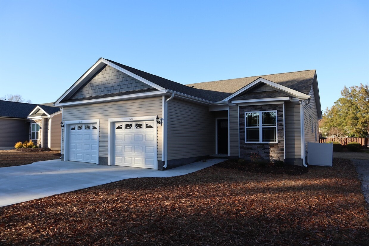 1506 S Taylor St, Goldsboro, NC 27530 Townhome Rentals in Goldsboro