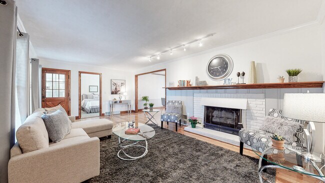 Foto del edificio - 9300 Taylorsville Rd