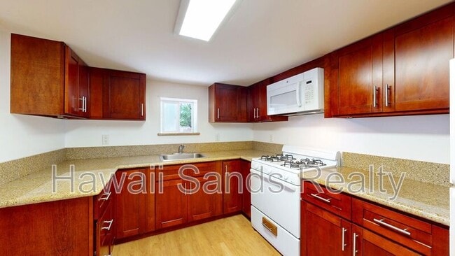 Building Photo - 908 Kinau St