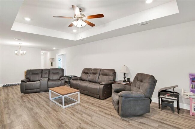 Foto del edificio - 2051 Whitebark Dr