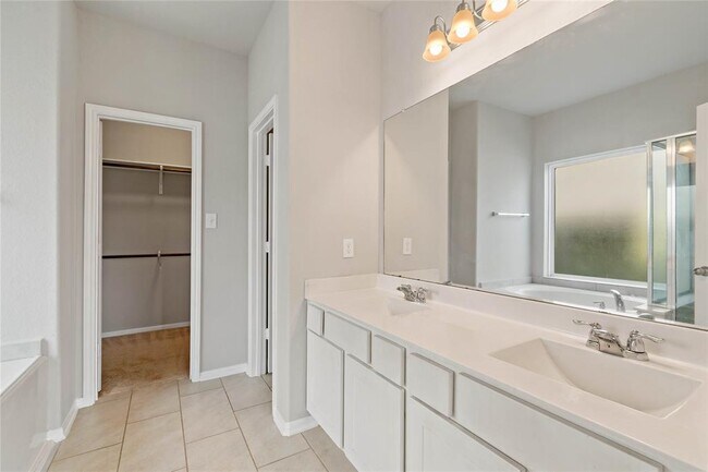 Foto del edificio - 20730 Iron Timber Ln