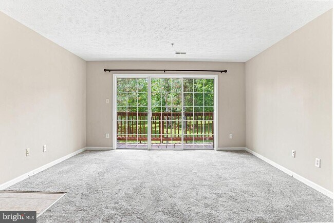 Foto del edificio - 127 Brookland Terrace
