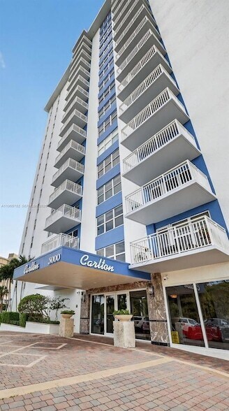 Foto del edificio - 3000 E Sunrise Blvd