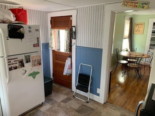 Building Photo - 25 Maple St