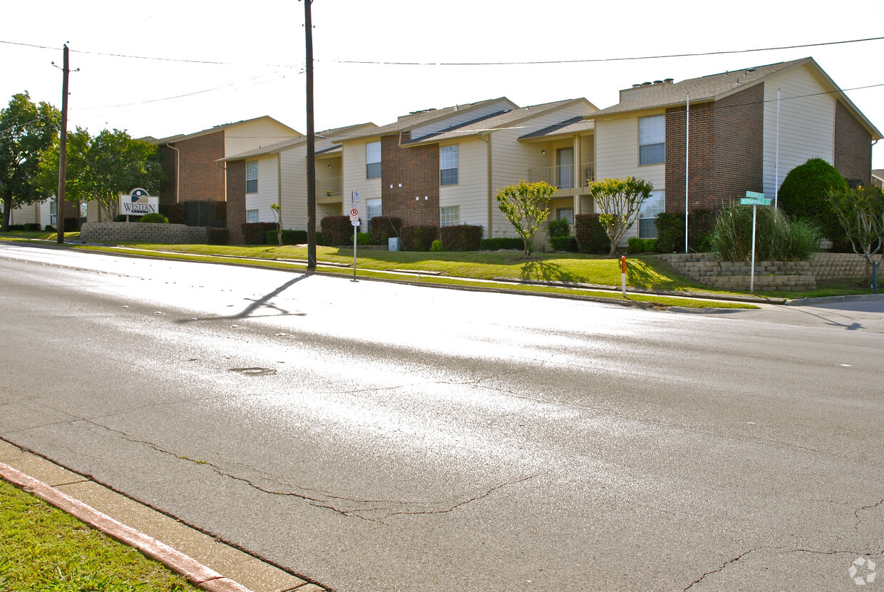 Foto del edificio - Western Hills