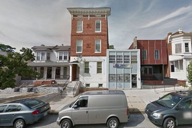 Building Photo - 334 25th St