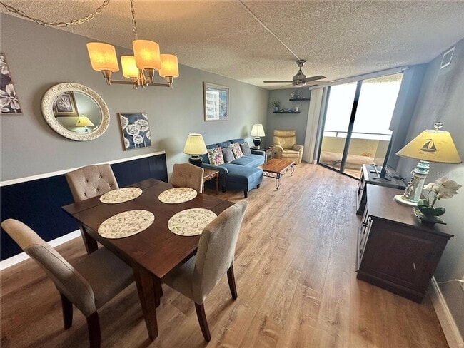 Foto del edificio - 6009 Sea Ranch Dr