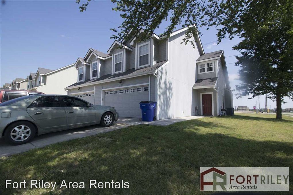 Primary Photo - 3 br, 2.5 bath House - 2751 Elm Creek Drive
