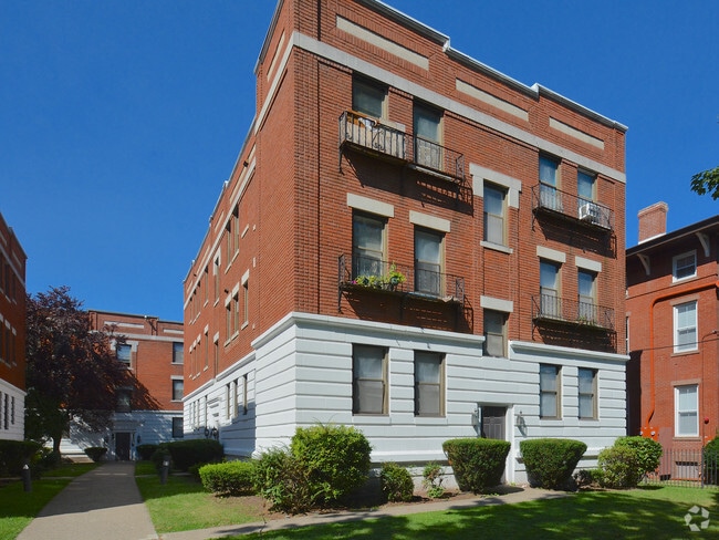 Building Photo - Lord Commons Apartments