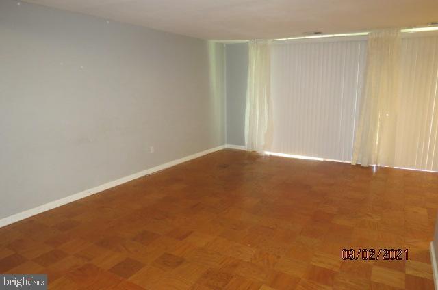 Building Photo - 3330 Huntley Square Dr