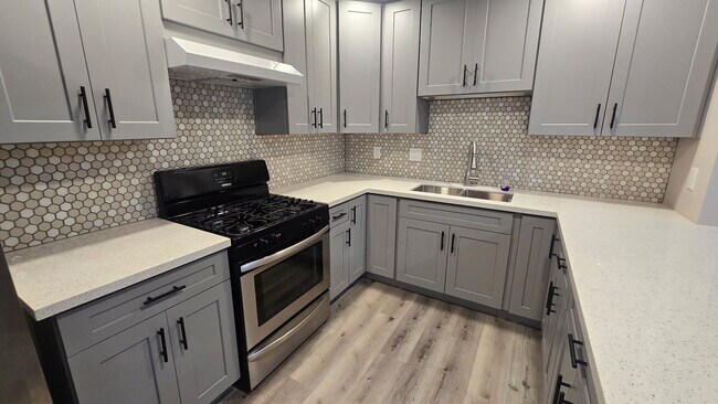 Building Photo - 2678 Caminito Secoya