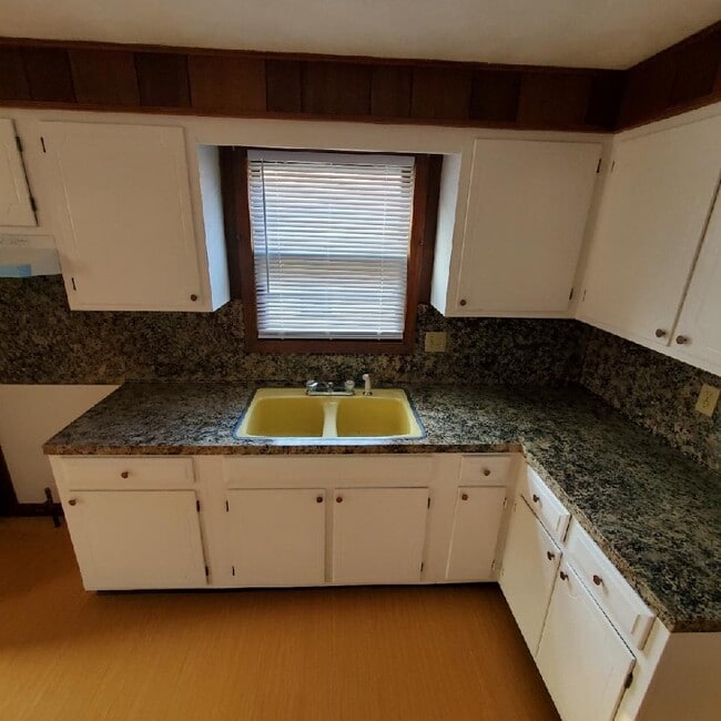 Building Photo - 106 Ortoleva Dr