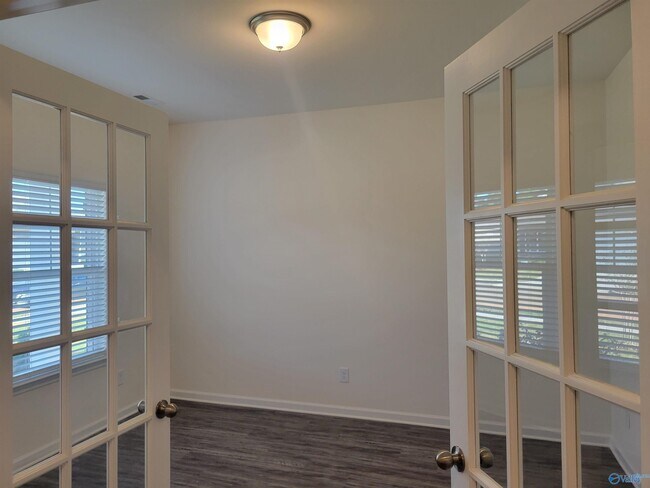 Foto del edificio - 13031 Lantern Pointe Wy