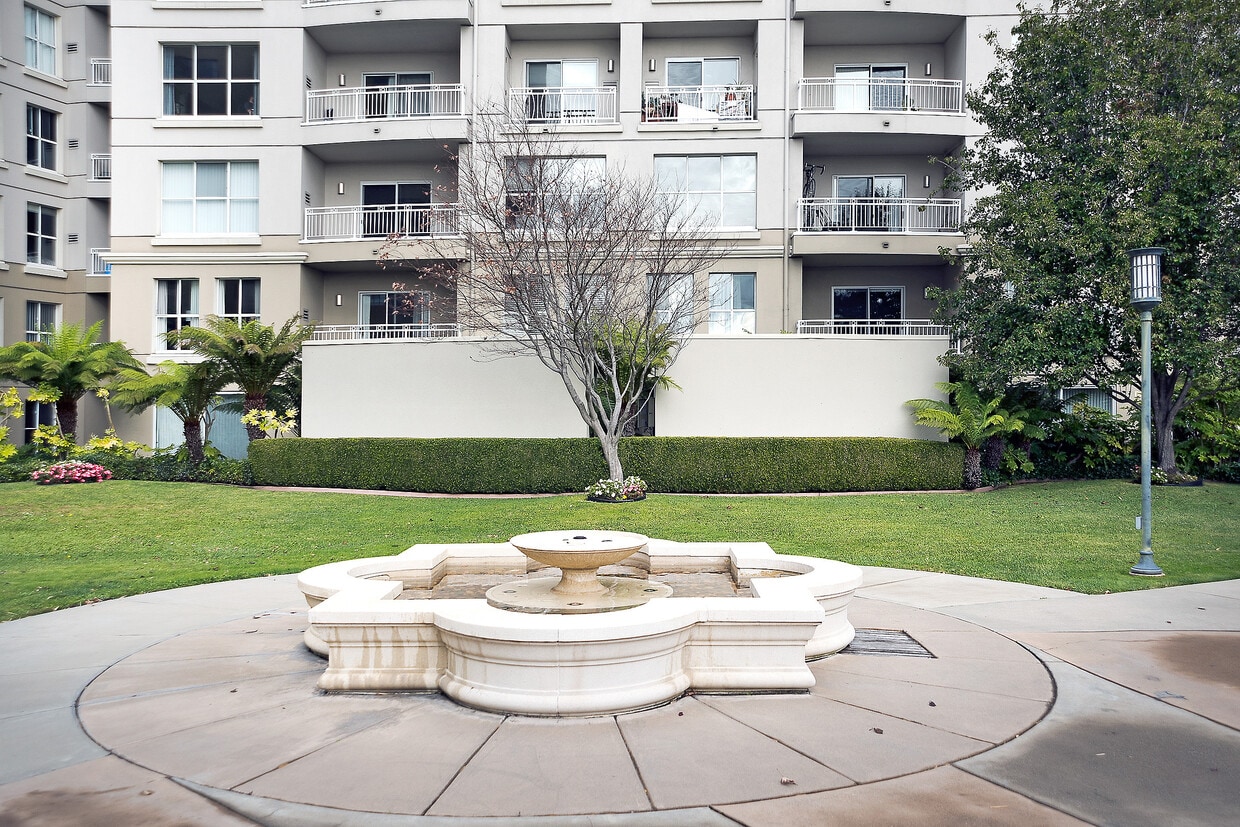 Photo - 140 S Van Ness Ave (San Francisco, CA)