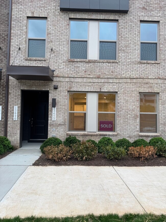 Photo - 13622 Innovation Station Lp Apartment