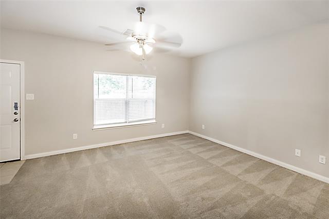 Foto del edificio - 321 Misty Mountain Dr