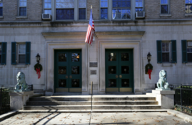 Foto del edificio - Hampton House