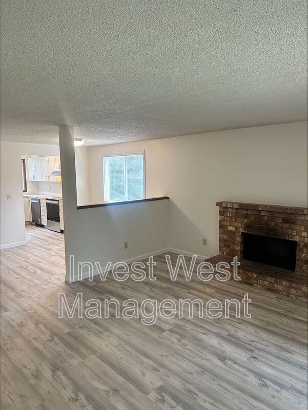 Foto del edificio - 14017 NE Keyes Ct