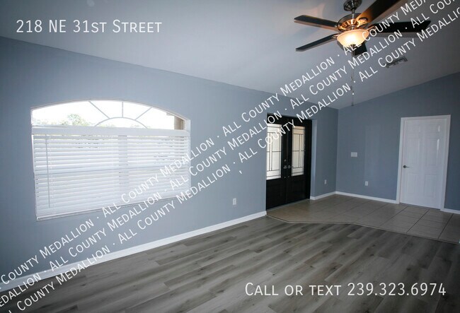 Building Photo - Spacious Pool Home in Northeast Cape Coral...