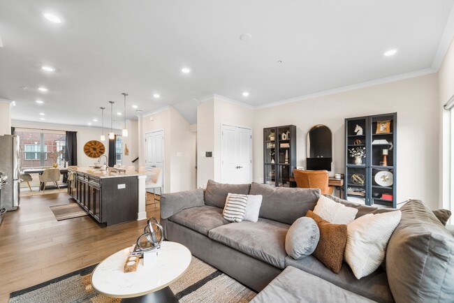 Foto del edificio - 7943 Potter Pl
