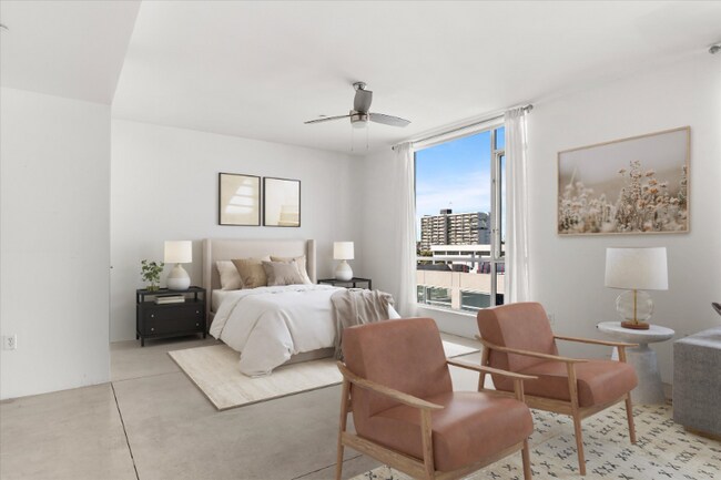 Foto del edificio - 285 W 6th St