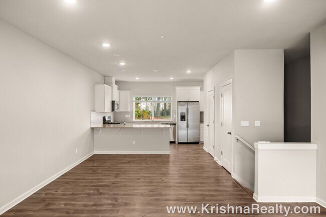 Foto del edificio - Lovely 3 BR | 2.5 BA Townhome | Hillsboro | Minutes from Orenco Station | Excellent Location!