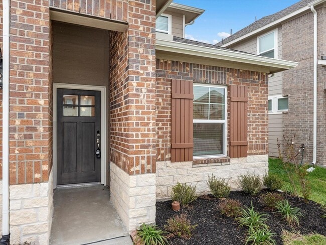 Building Photo - Gorgeous home now available for rent in th...