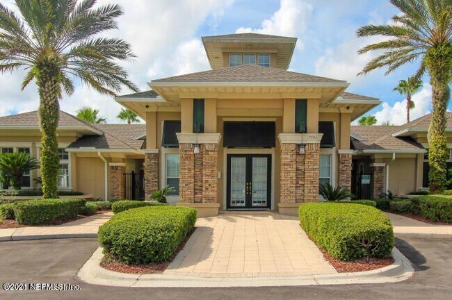 Building Photo - 7990 Baymeadows Rd E