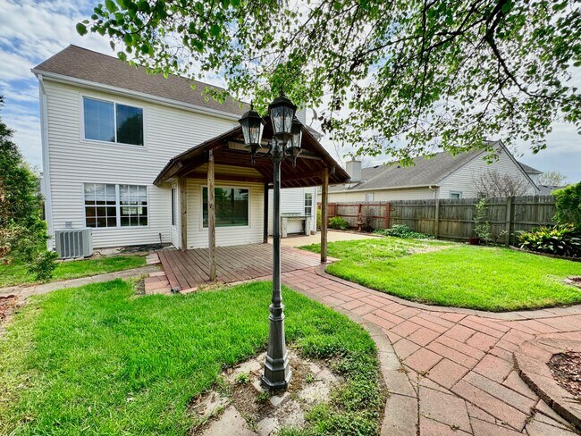 Building Photo - 4-Bedroom Home in Rock Creek Available NOW!!