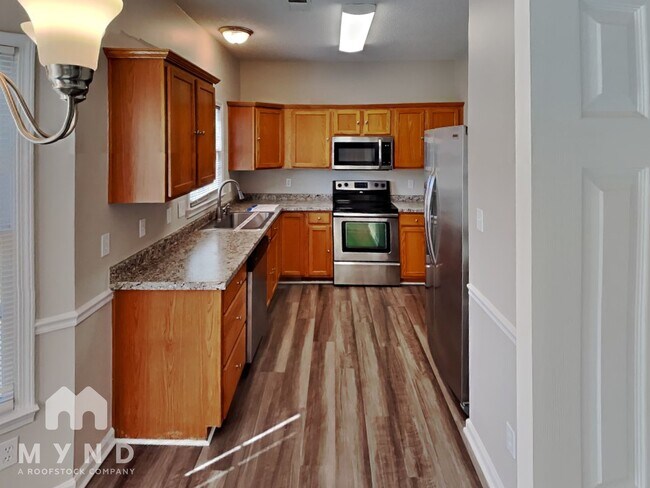 Foto del edificio - 9043 Silver Coach Ln