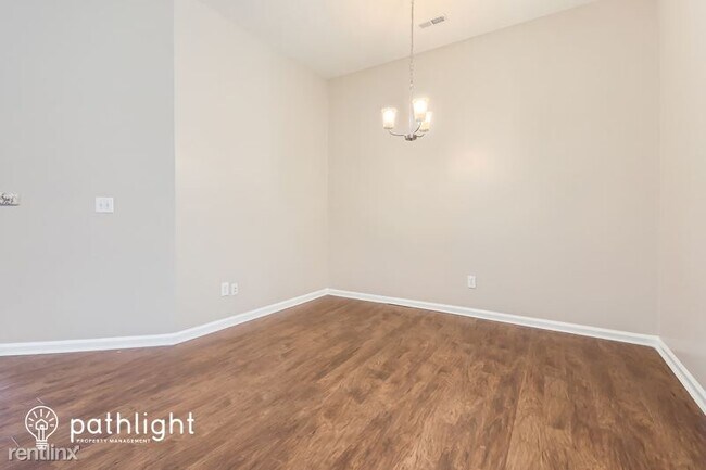 Building Photo - 3 br, 2 bath House - 8 Kripple Kreek Dr UNIT
