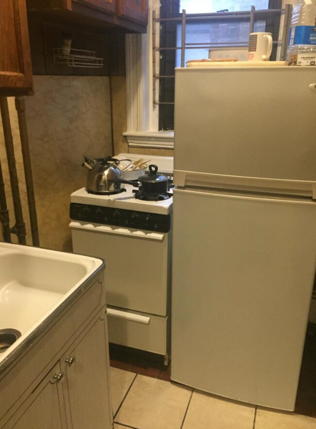 Foto del edificio - 55 Burbank St