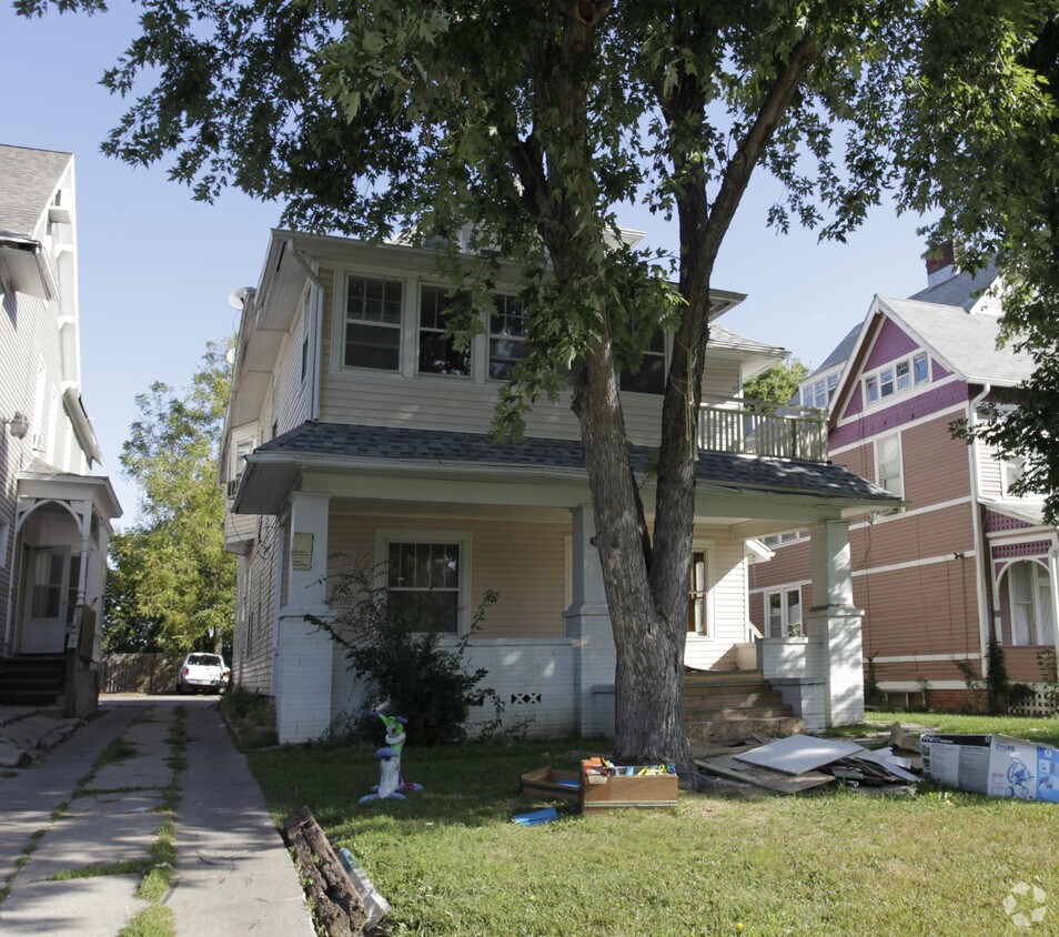 Primary Photo - 3012 Mason St
