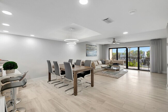 Foto del edificio - 210 Captains Walk
