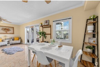 Building Photo - 4770 Beach Dr SE