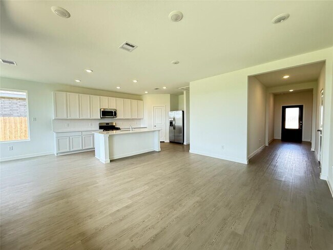 Foto del edificio - 16535 Mesquite Fld Dr