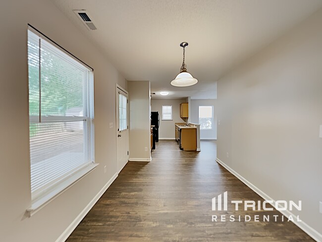 Foto del edificio - 345 Hunslet Cir