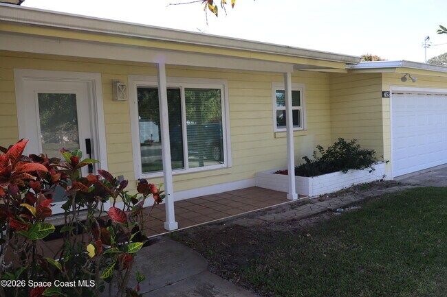 Foto del edificio - 453 Dolphin St