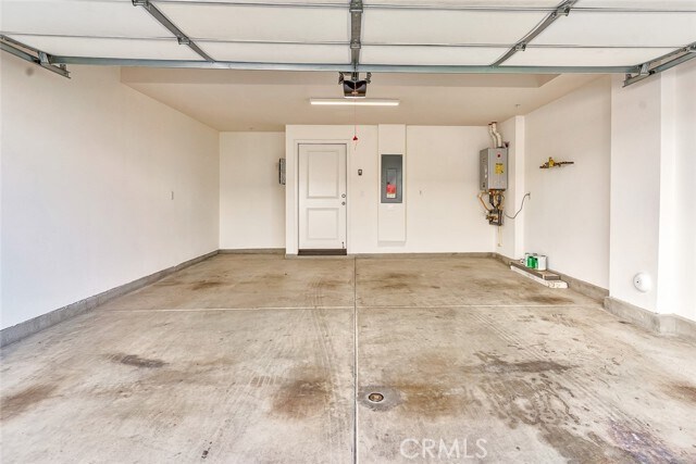 Foto del edificio - 14022 Bay St