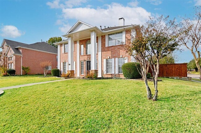 Building Photo - 2517 Rosehill Ln