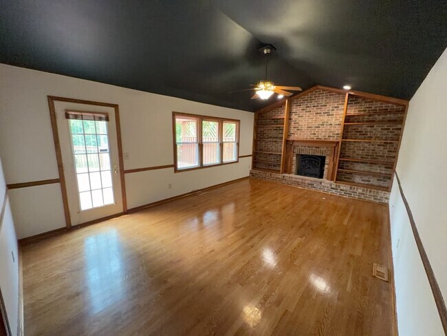 Foto del edificio - 5659 Sage Meadow Ct