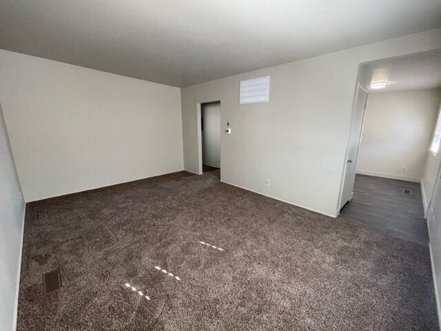 Building Photo - 542 E 200 N
