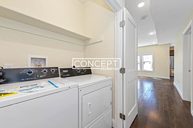 Building Photo - 68 Stanley Ave